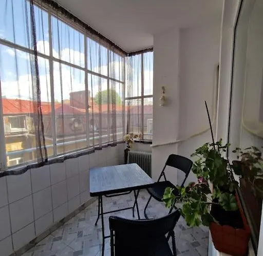 Happy Yonder Bucureşti